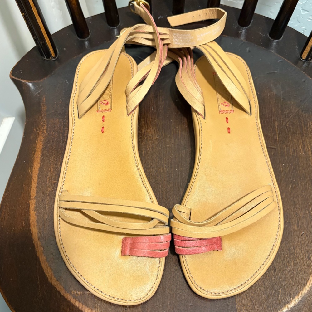 OluKai Women's HILI Sandal size 8